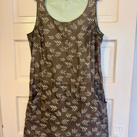 Sporty / Active Toad&Co Gemma Dress - Olive Green w/ SPF - Large - Picture 2 of 6